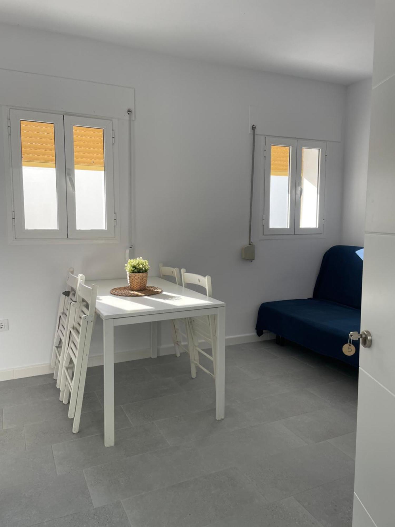 Ch II Apartments Zona De Ocio Nocturno 科尼尔-德拉弗龙特拉 外观 照片