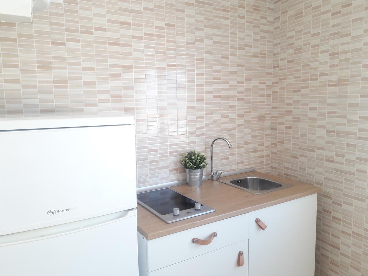 Ch II Apartments Zona De Ocio Nocturno 科尼尔-德拉弗龙特拉 外观 照片