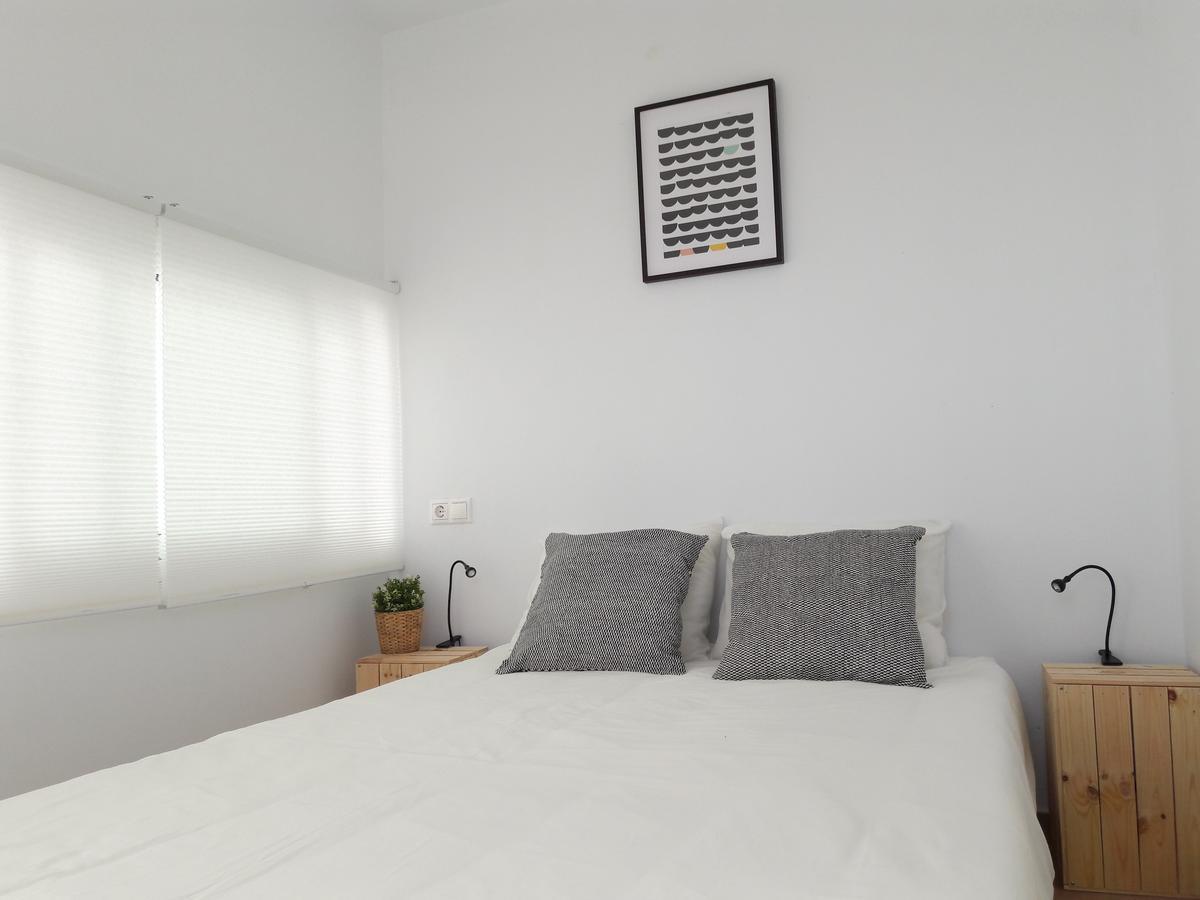 Ch II Apartments Zona De Ocio Nocturno 科尼尔-德拉弗龙特拉 外观 照片